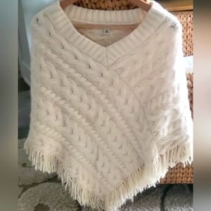 Banana Republic Lambs Wool Angora Cream Color Poncho
